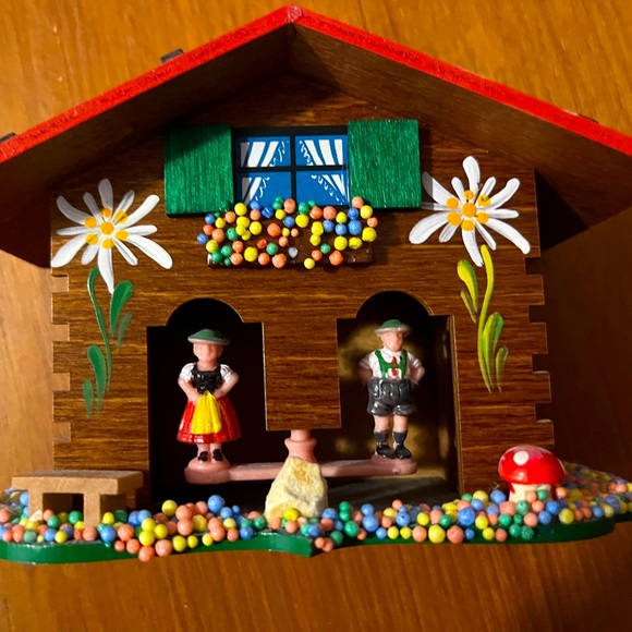 Other - Vintage German House & traditional german figurines